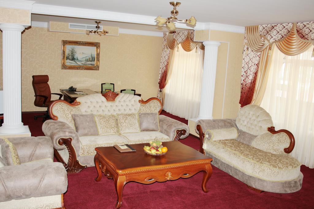 Bel Hotel Belorechensk  Luaran gambar